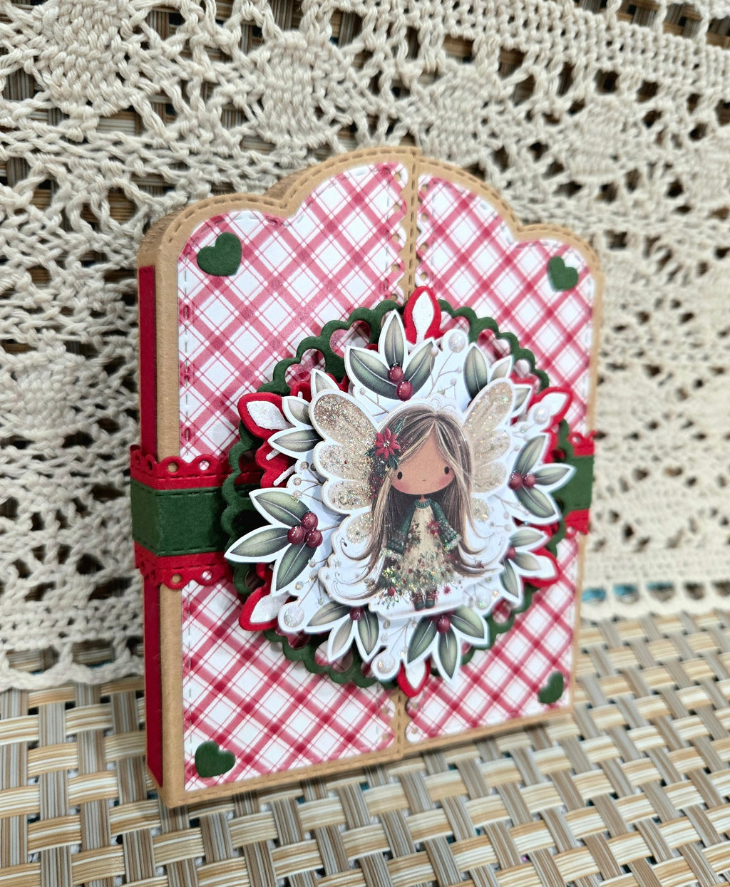 Gatefold Tag Folio Die