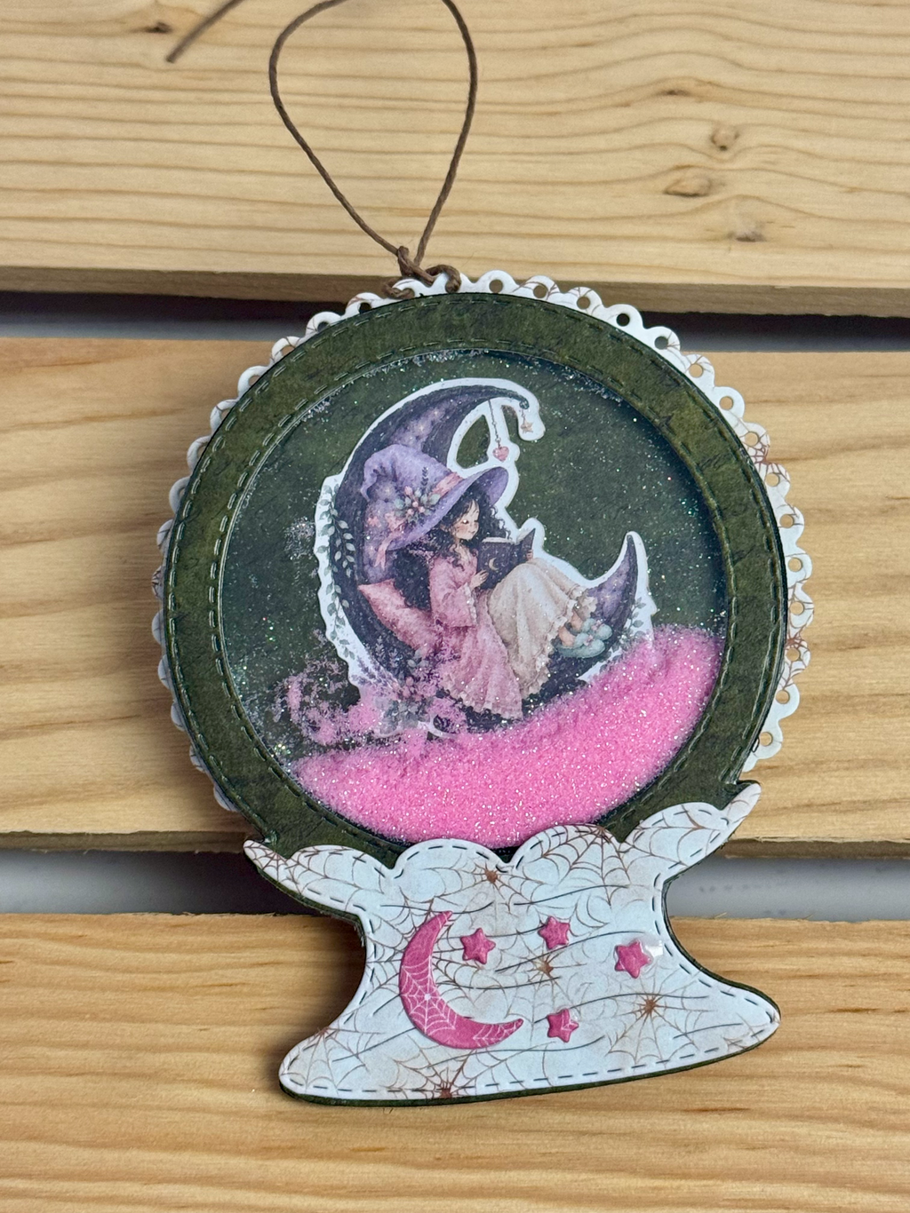 Scallop Crystal Ball Die