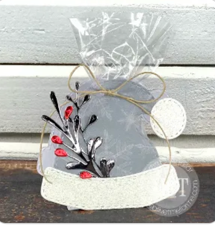 Santa Hat Lollipop Holder Die