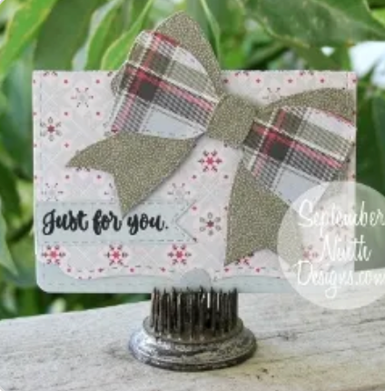 Medium Holiday Bow Die