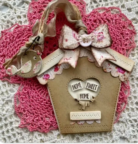 Bird House Tag Dies