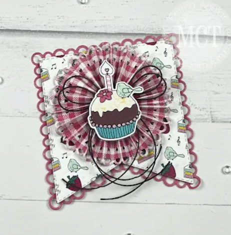 Pretty Scallop Rosette Dies