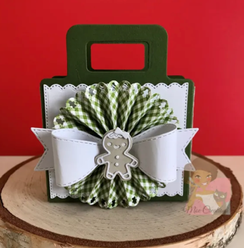 Scallop Ginger Rosette Die