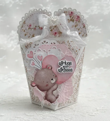 Heart Treat Box Die
